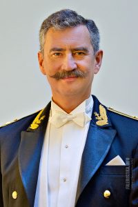 Алексей Алексеевич Карабанов (род. 15 мая 1961), военный дирижёр, заслуженный артист Российский Федерации, заслуженный деятель искусств Российский Федерации. Фото Андрея Лобанова