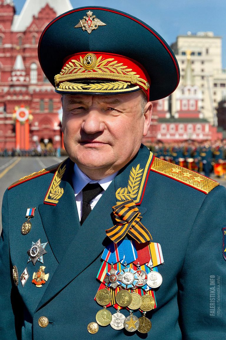 Генерал армии Попов Павел Анатольевич