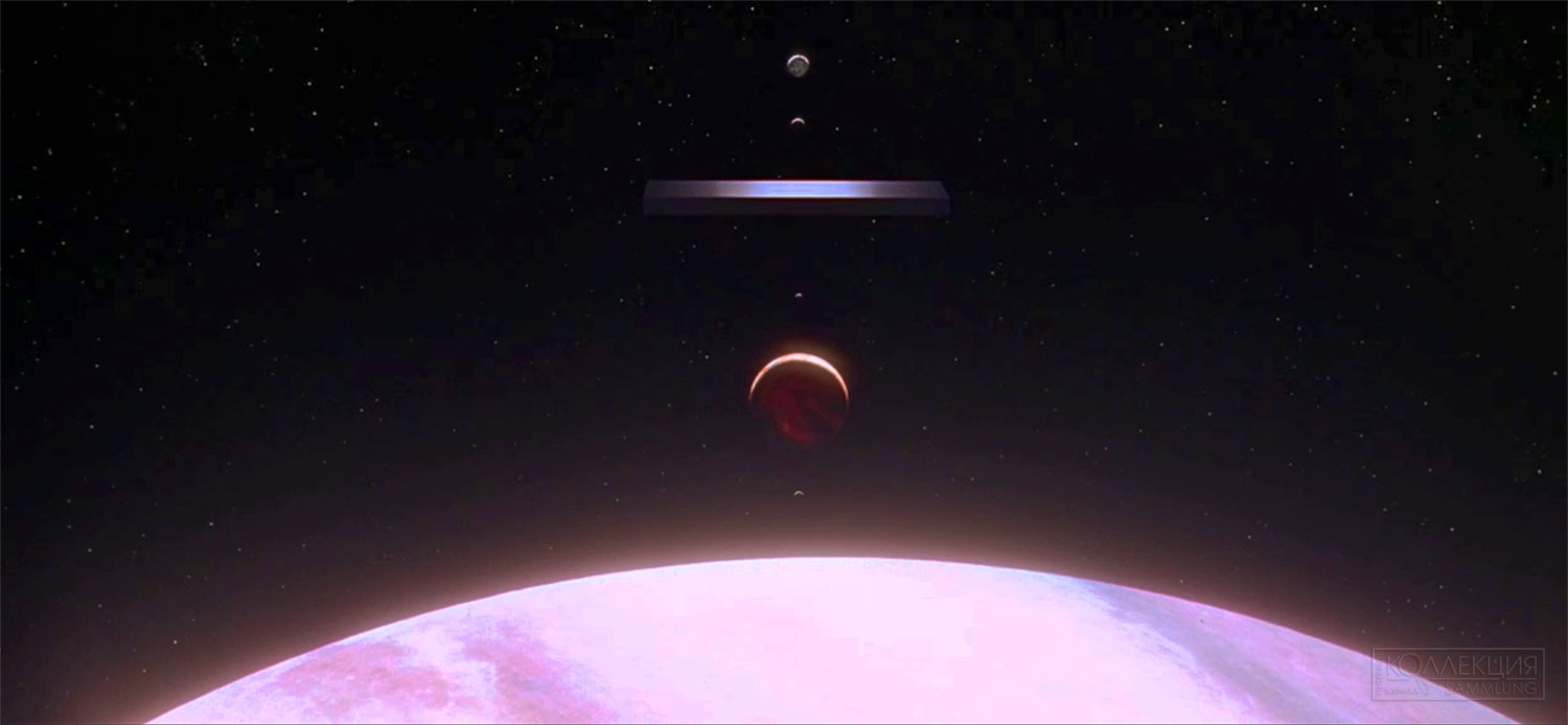Кадр из фильма «2001: Космическая одиссея» (реж. Стэнли Кубрик, 1968) с изображением «монолита» на орбите Юпитера