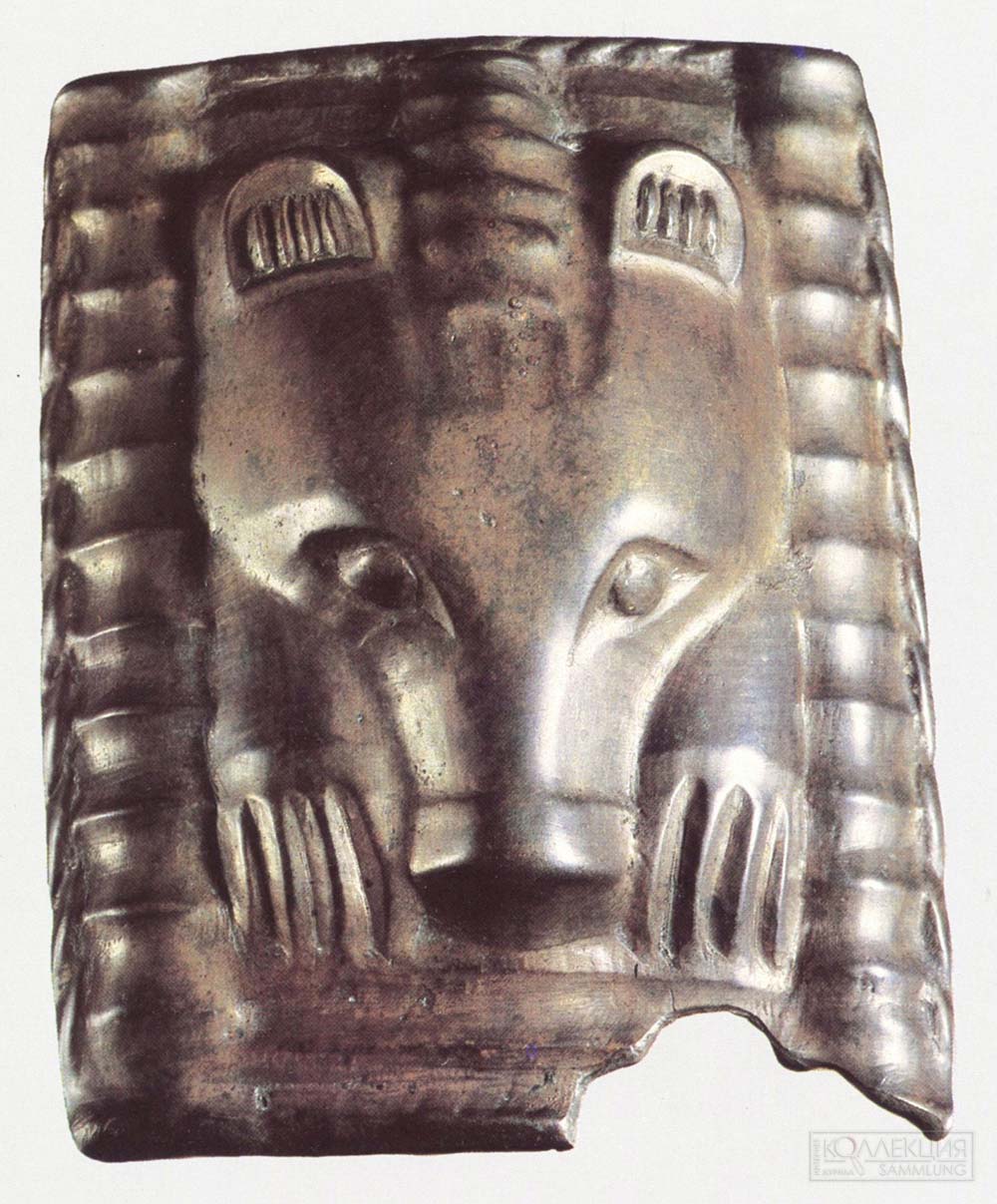 Пластина с изображением медведя в жертвенной позе. VI. н.э. Пермский краеведческий музей