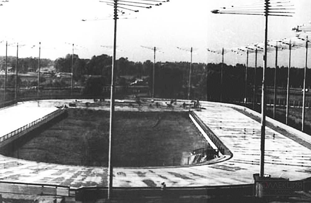 Подготовка к  Олимпиаде-80: всепогодный ледовый стадион в Москве у метро «Водный стадион»