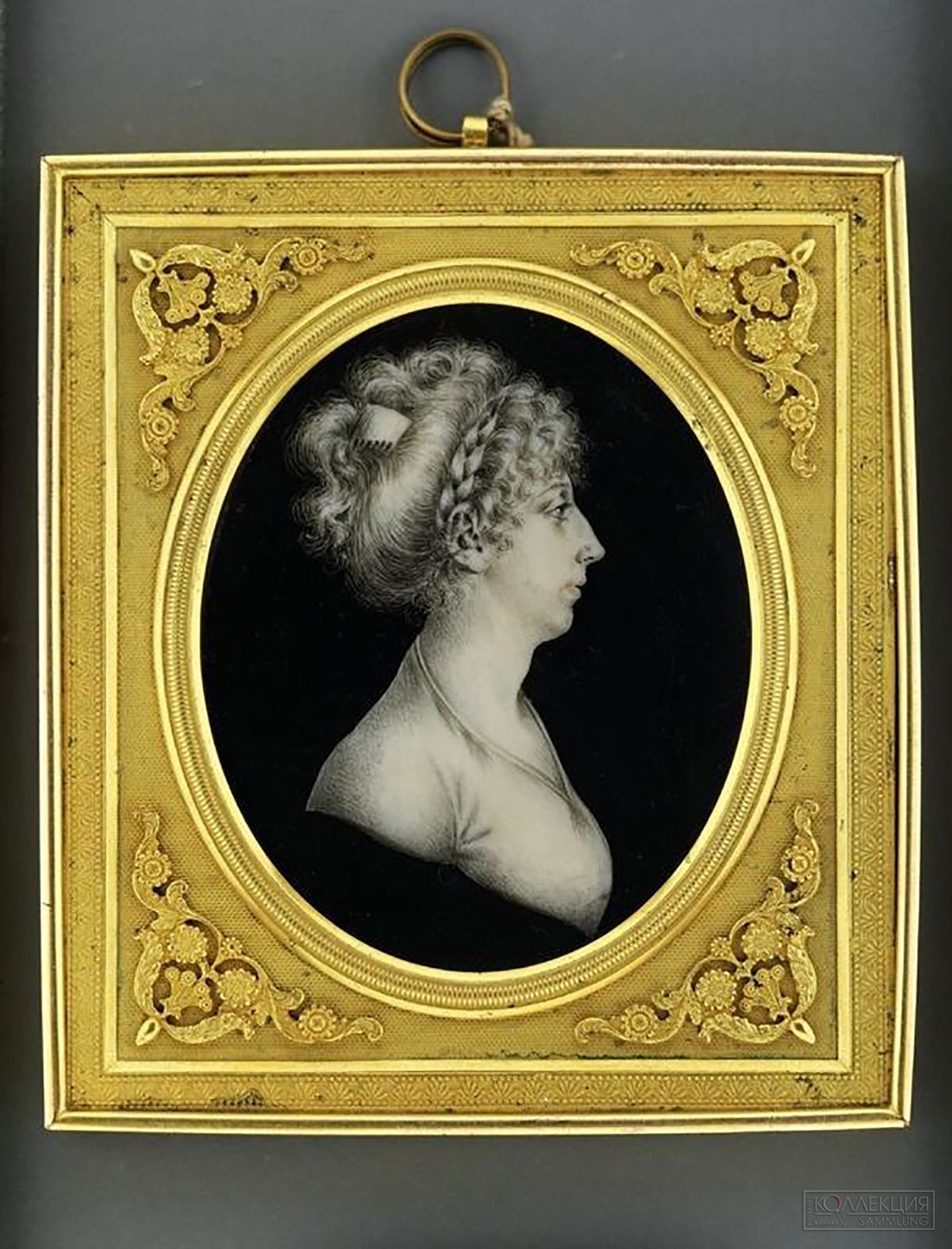 Рокштуль П.Э. 1764-1824. Портрет неизвестной с гребнем в волосах. Начало 1800-х. Третьяковская галерея