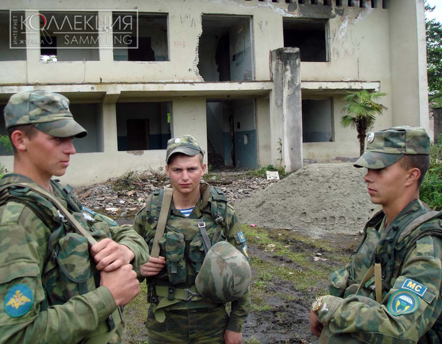 Военнослужащие 7-й десантно-штурмовой дивизии ВДВ