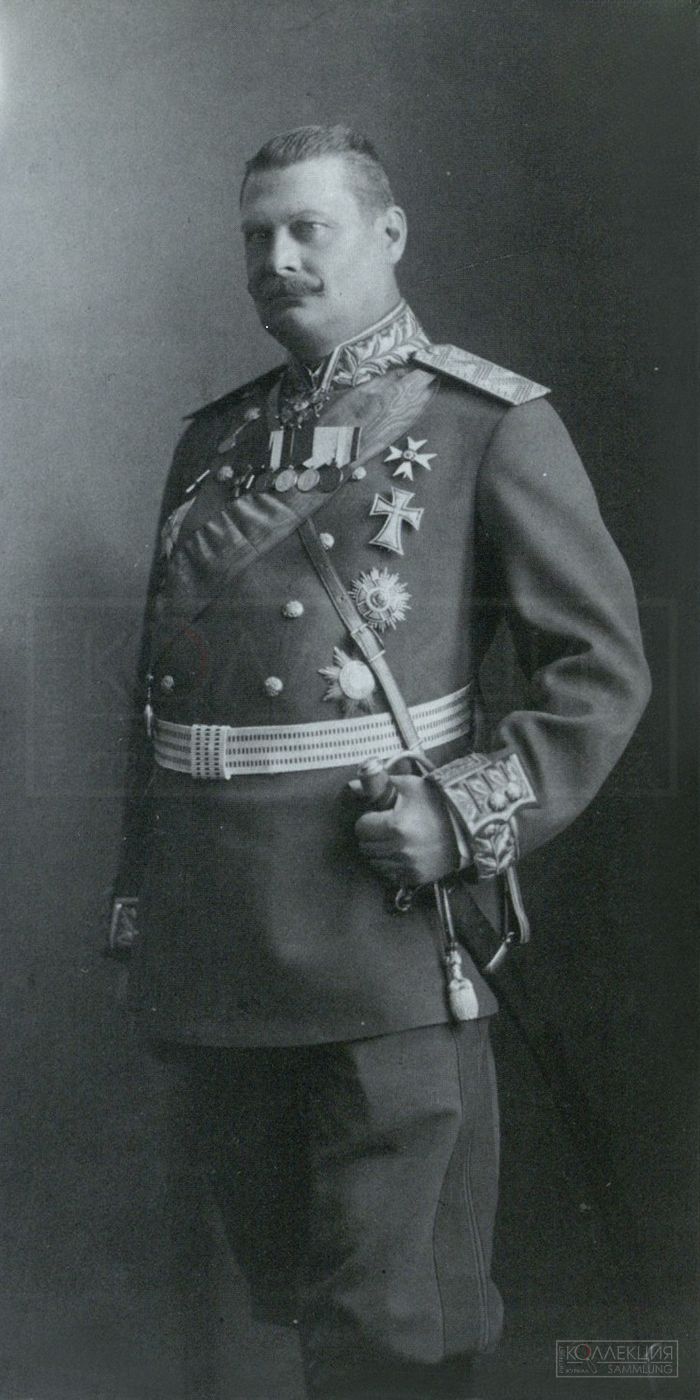 Фотография генерал-лейтенанта барона Николая Васильевича Роппа. Из издания: Ferrand Jacques. Noblesse Russe. Portraits. (P., 1985. – Vol. I. – P. 147., № 247.)