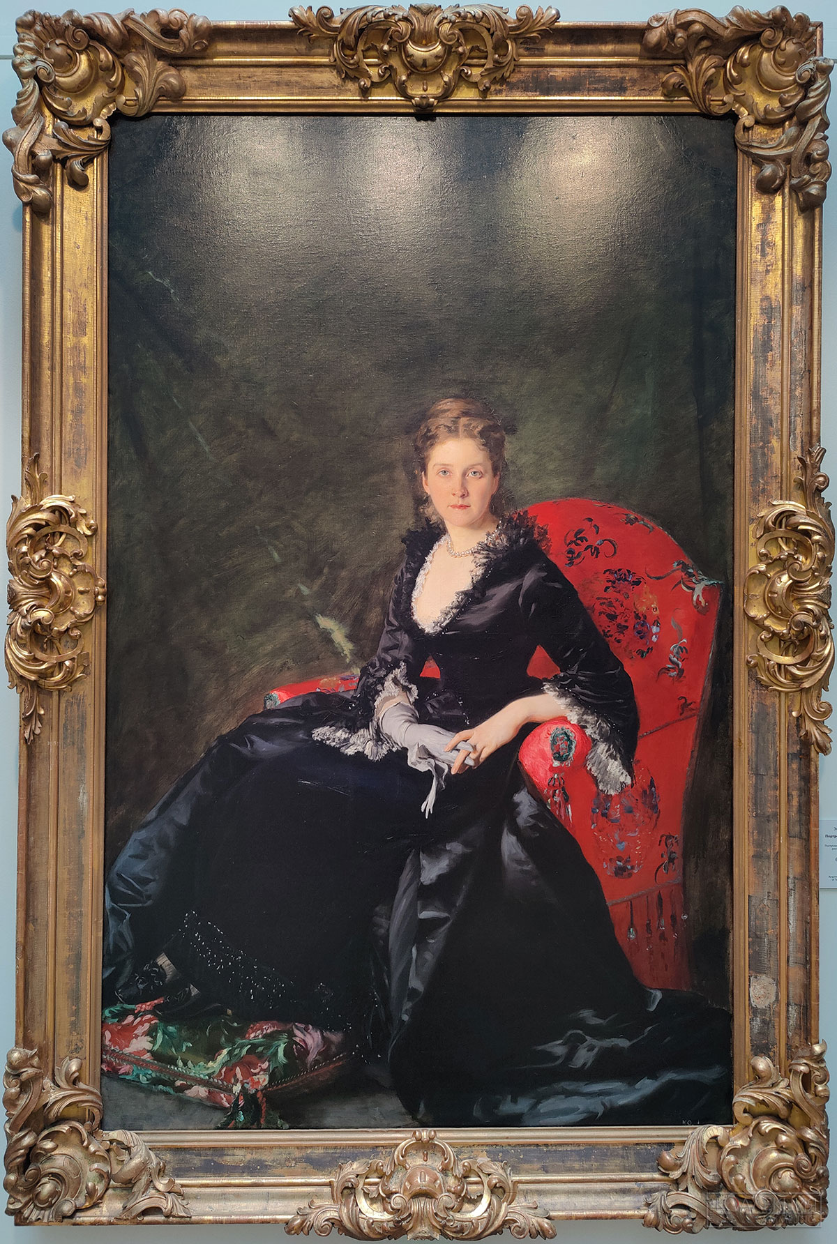 Эмиль Огюст Шарль Каролюс-Дюран (1837-1917). Портрет Надежды Михайловны Половцовой. 1876. Холст, масло. Поступление: 1926 г., из музея Центрального училища технического рисования (А.Л. Штиглица) (заказано А.А. Половцовым). Инв. № ГЭ-5175 Émile Auguste Charles Carolus-Duran (1837-1917). Portrait of Nadezhda Polovtsova. 1876. Oil on canvas. Acquired in 1926 from the Museum of the Stieglitz Central School of Technical Drawing; commissioned by Alexander Polovtsov