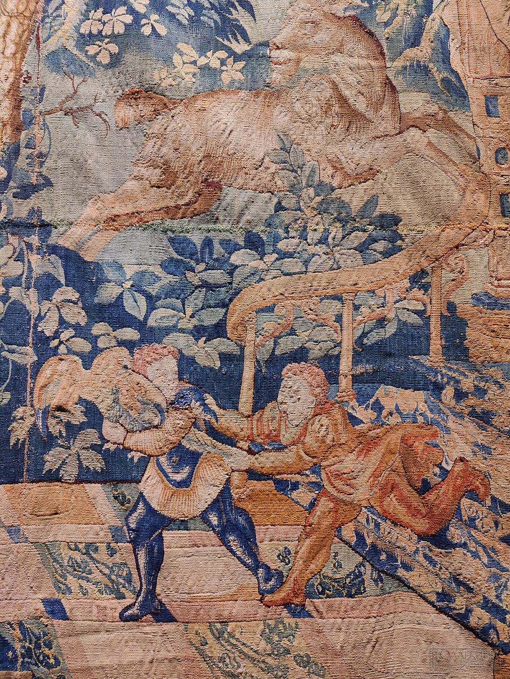 Шпалера "Вердюра" (фрагмент). Южные Нидерланды, Ауденарде. Последняя четверть XVI века. Шерсть, шёлк; шпалерное ткачество. ГМИИ им. А.С. Пушкина (Фрагмент)