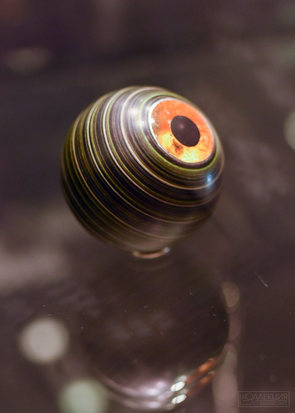 Интерьерное украшение "Лихо одноглазое". Серебро, гагат, бумага, акрил