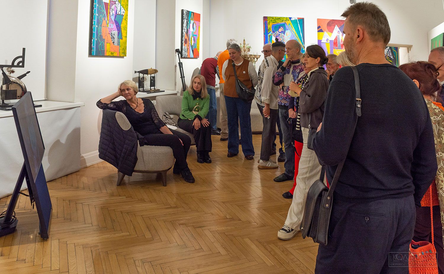 Гости галереи. Просмотр фильма о художнике