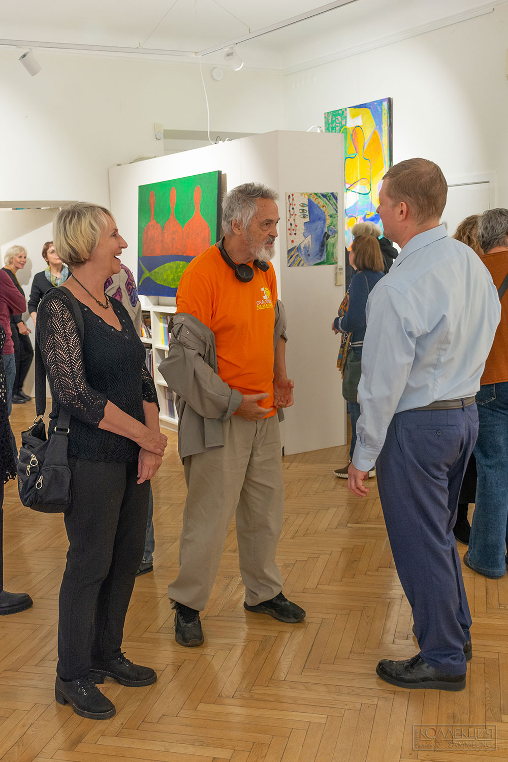 Наташа и Валера (Дед Валера Че) Черкашины (Валера Черкашин, Дед Валера Че, советский, российский, и американский художник, фотограф, перформансист, писатель, певец-акционист и почётный лектор. Его работы находятся более чем в 20 американских музеях, а так же в Государственном Русском музее, Пушкинском музее, Третьяковской галерее, Эрмитаже, и Константин Копенкин, учредитель галереи "Маршан" и спонсор проекта