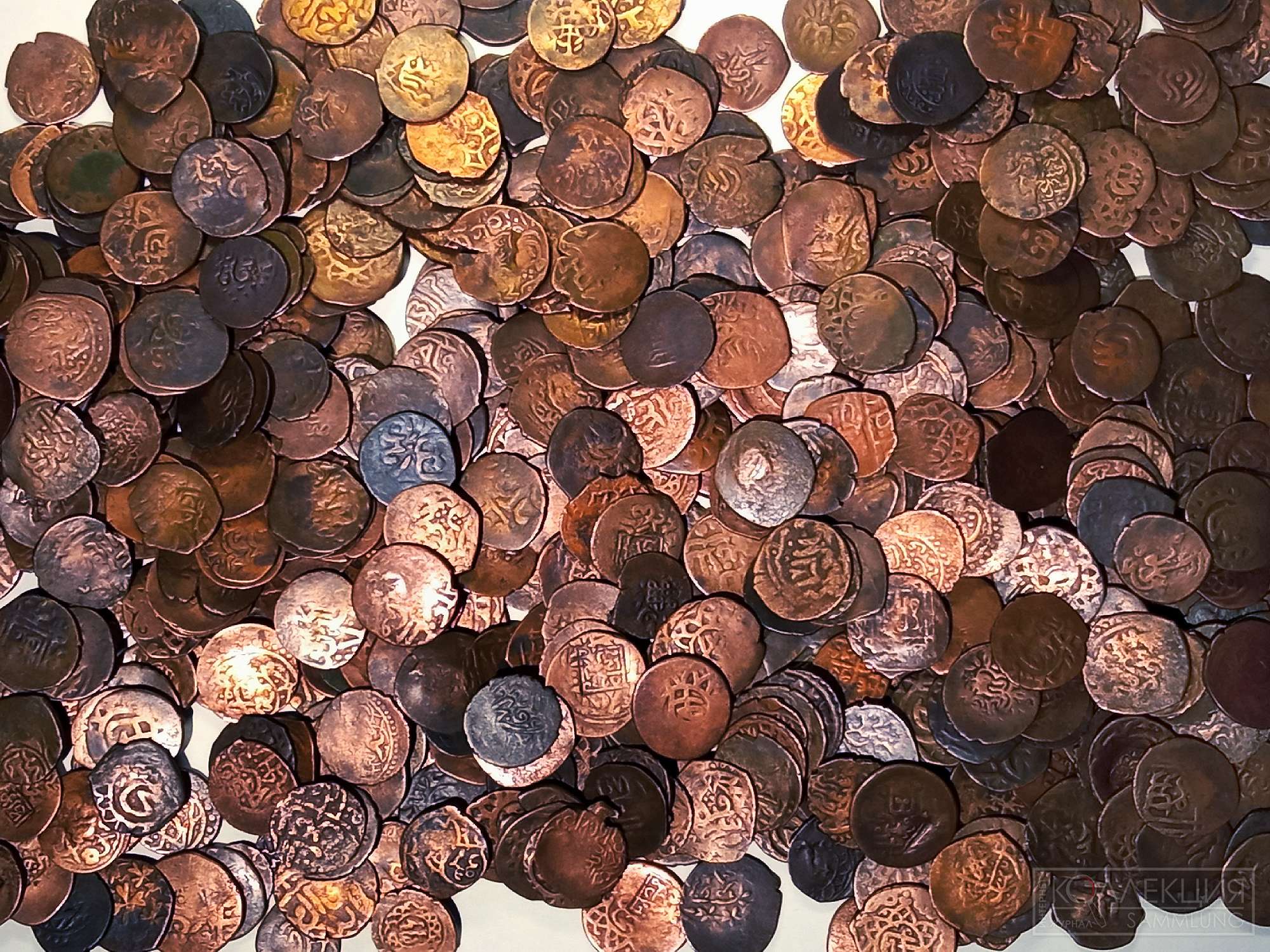 Фрагмент кладового комплекса монет династии Тимуридов