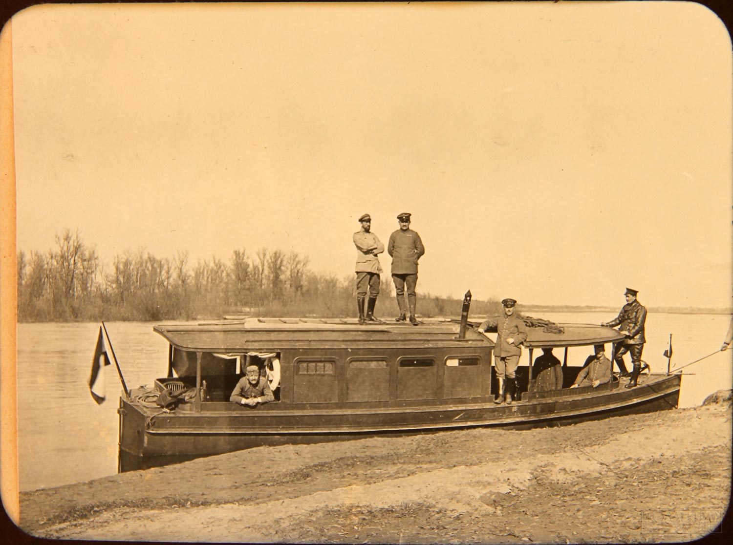 Фото Отто Фаузера №149. Моторная лодка недалеко от Пратулина. 29 марта 1916 года. (149. Motorboot bei Pratulin 29.03.1916).