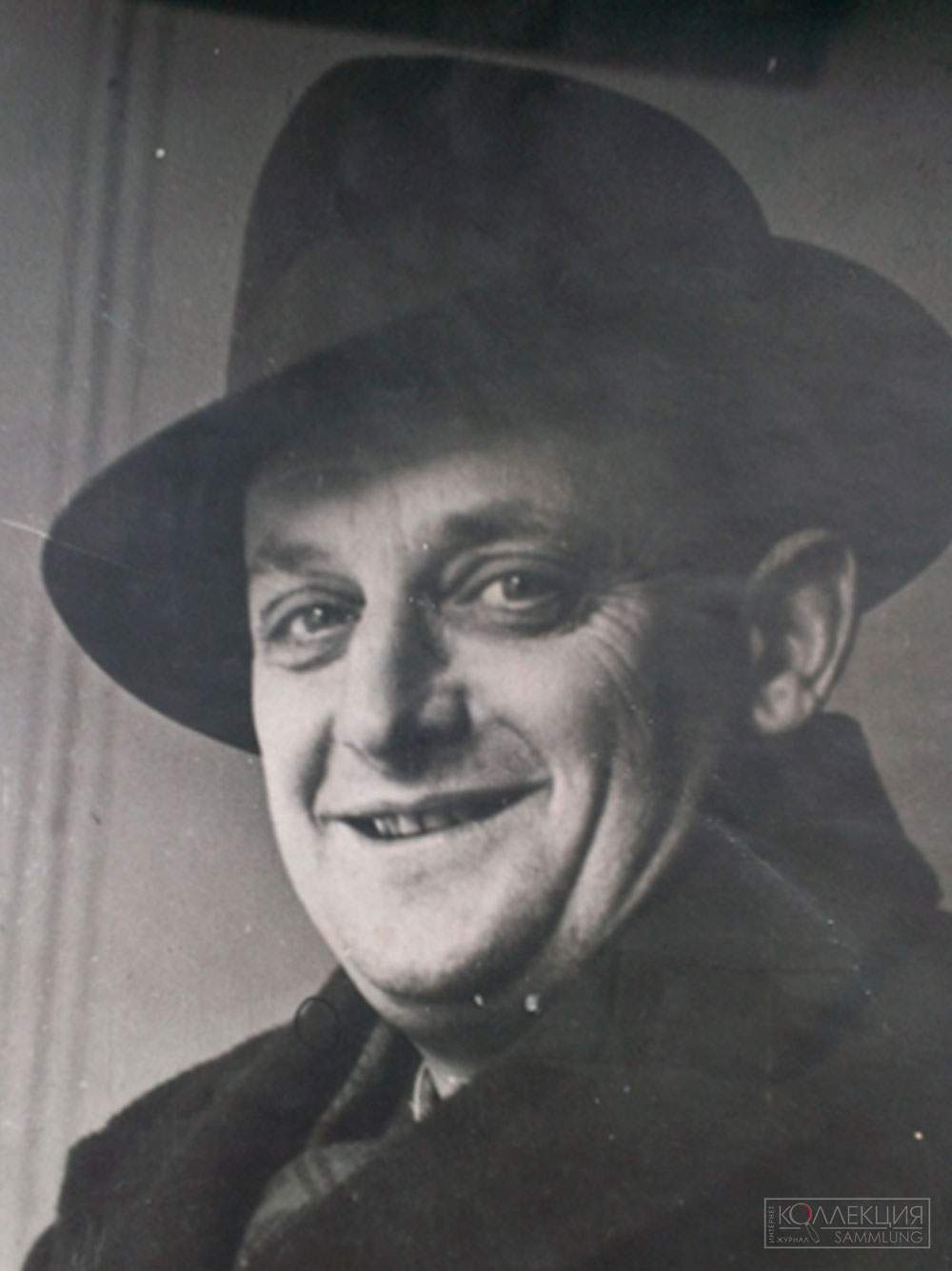 Анатолий Владимирович Анатольев, заслуженный артист РСФСР, директор Новокузнецкого (Сталинского) драматического театра им. С. Орджоникидзе, отличник здравоохранения СССР