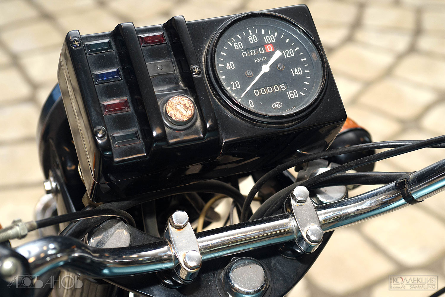 Мотоцикл "Иж Юпитер-500". 1980 год