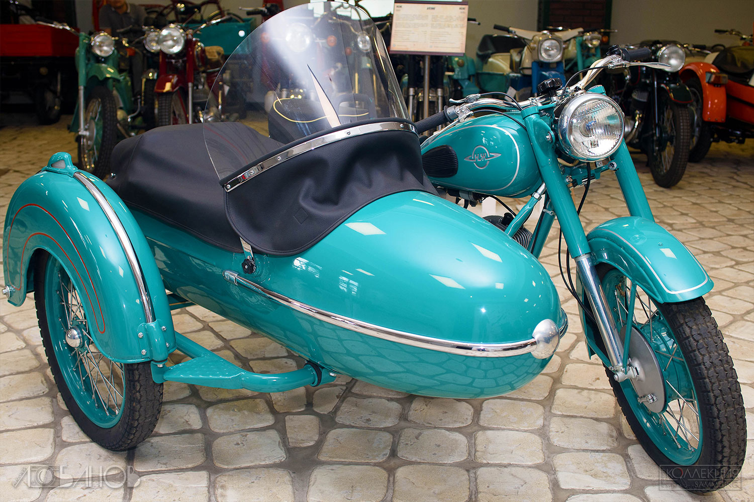 Мотоцикл "Иж-56". Выпускался Ижевским машиностроительным заводом (ИМЗ) с 1956 по 1962 годы