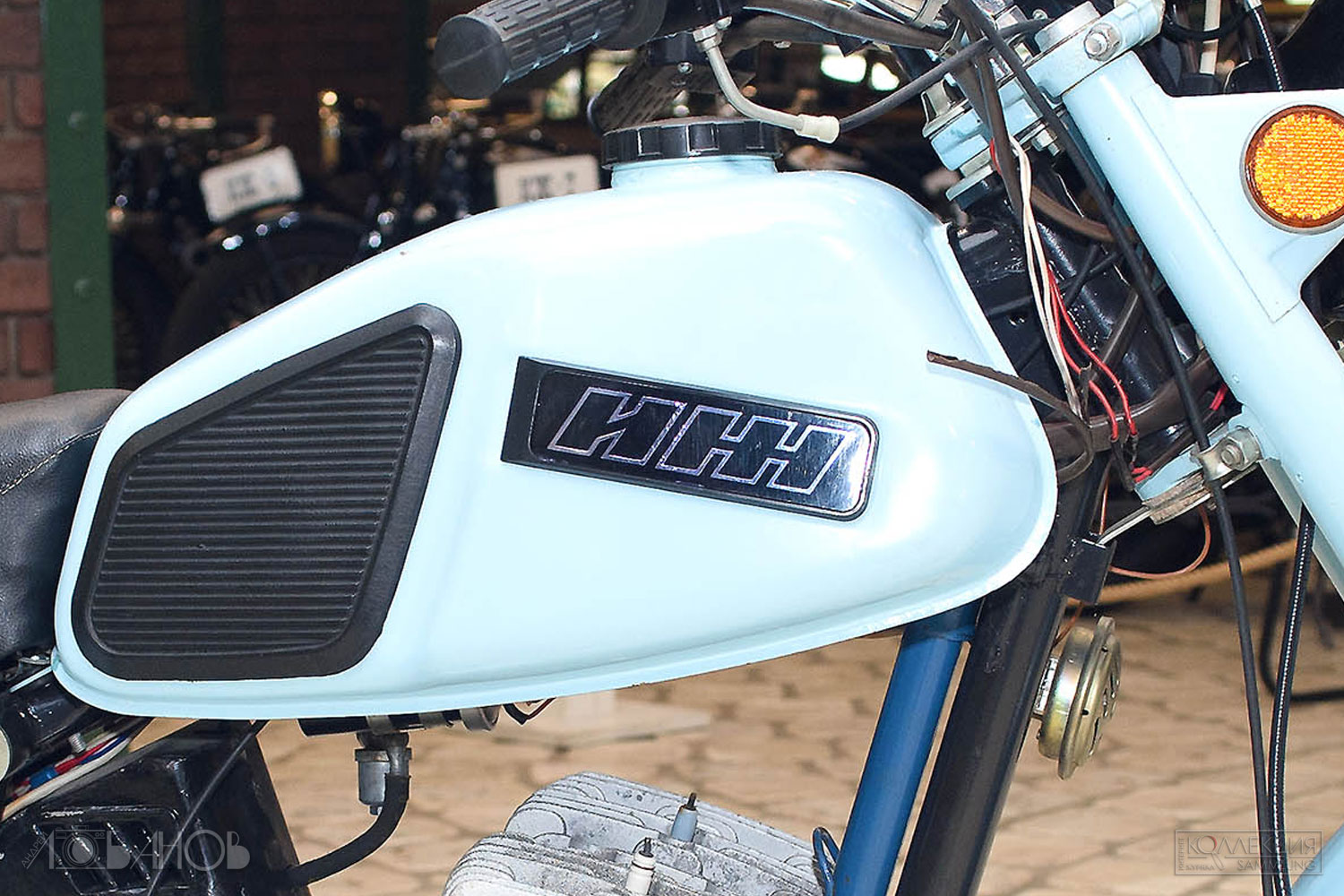 Мотоцикл "Иж Юпитер-5". Выпускался Ижевским машиностроительным заводом (ИМЗ) с 1985 по 2007 годы