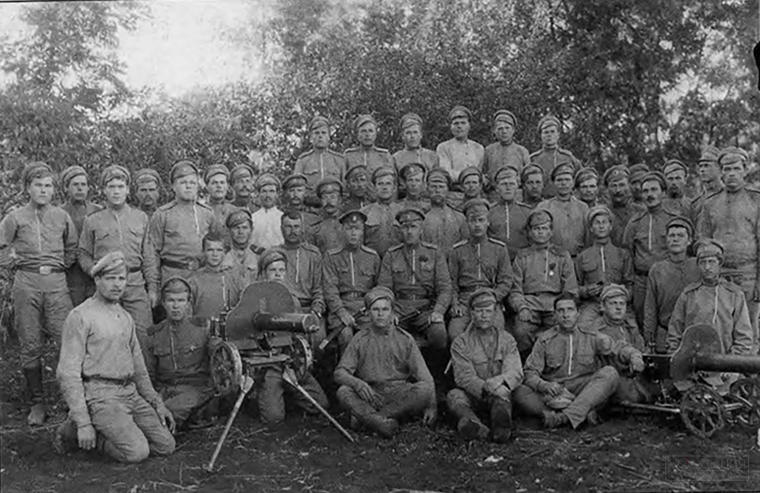 За отличия в стрельбе из пулемёта