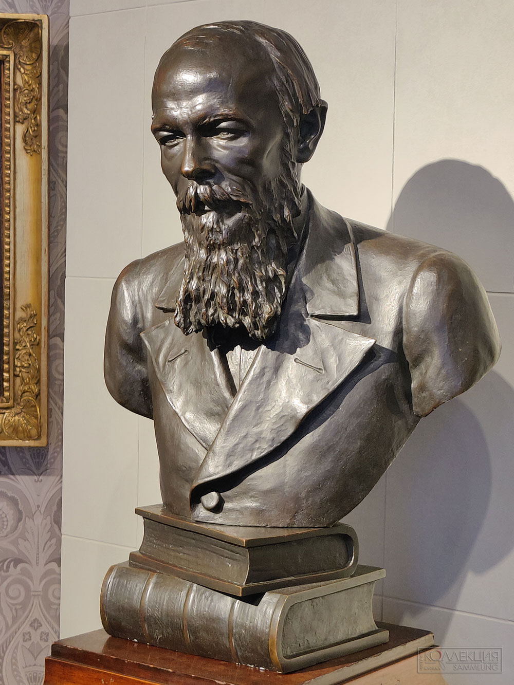 Бернштам Л.А. Портрет Ф.М. Достоевского. 1881. Бронза. ГТТ