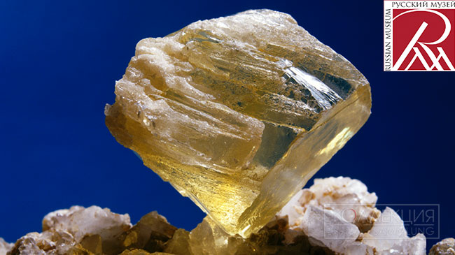 Стекло и камень