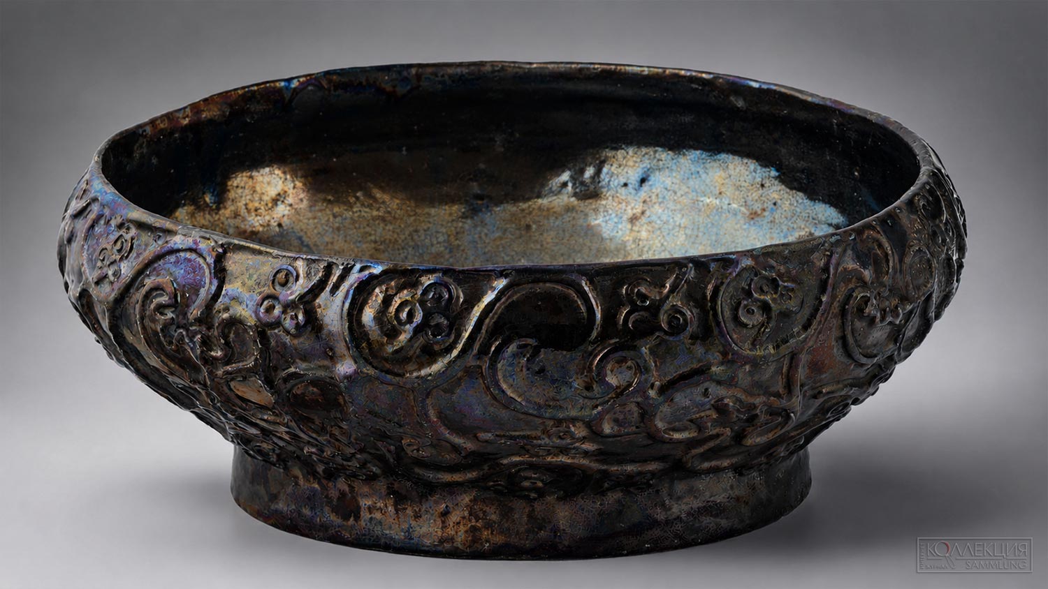 Врубель М.А. Ваза. Абрамцевская гончарная мастерская. 1890-1918. Майолика. Музей-заповедник «Абрамцево»