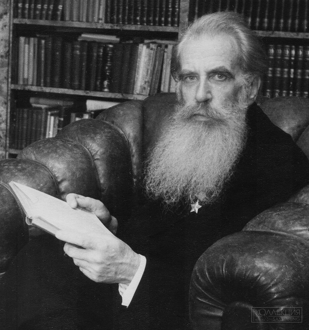 Отто Юльевич Шмидт (1891-1956)